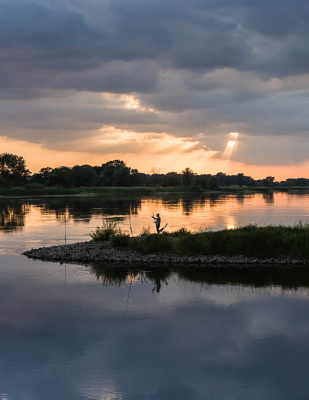 Elbeangler Abendlicht Romantik Fluss Elbe Brandenburg