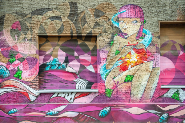 Graffitikunst an einer Berliner Mauer