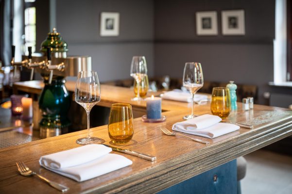 an der Bar